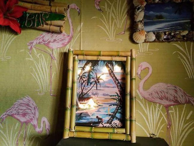 Bamboo Frames, Natural Warmth