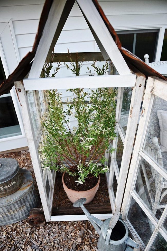 White Glass Garden Room