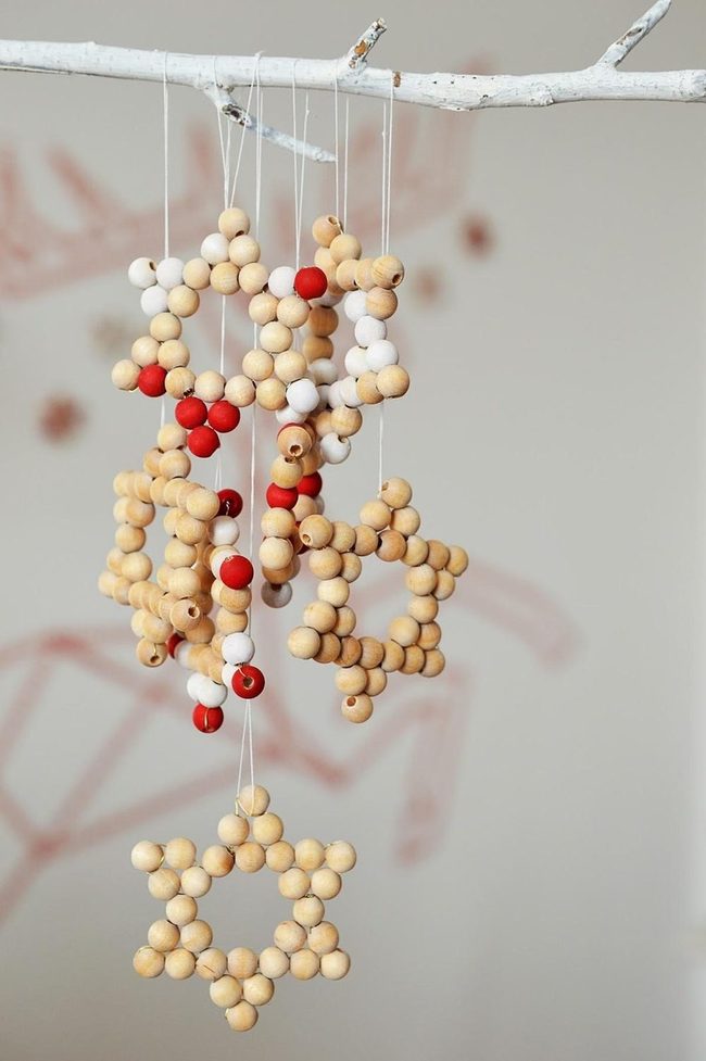 Red And Wood Star Beads