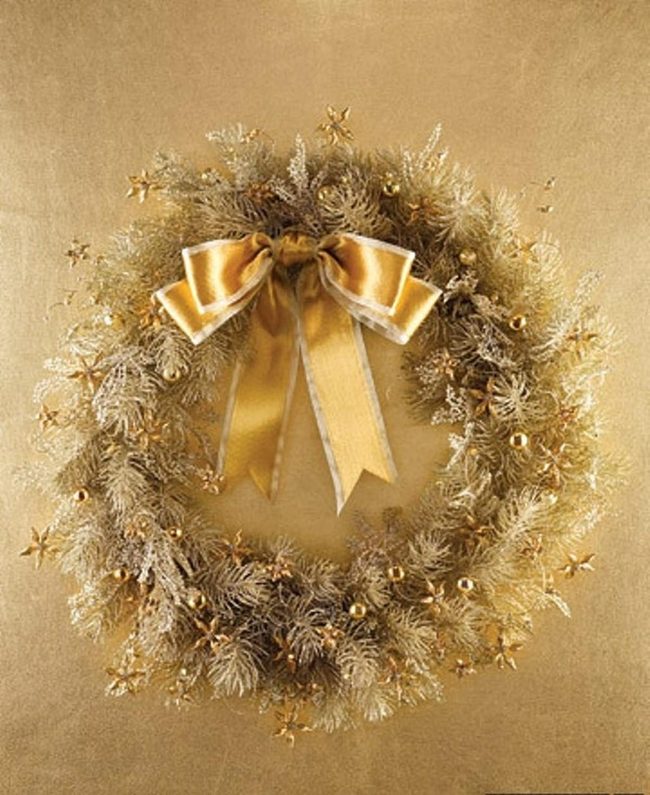 Frosted Gold Wreath Sparkle