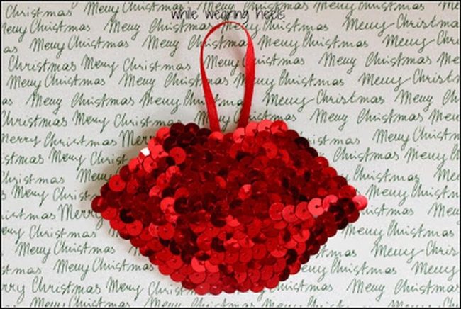 Red Sequin Lip Ornament