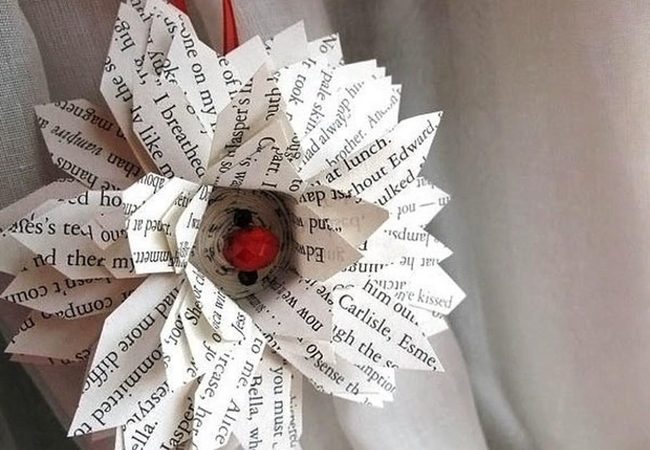 Recycled Paper Blooms In Gold
