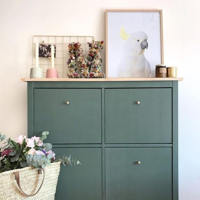 Green Cabinets, Dried Flowers, Natural Light