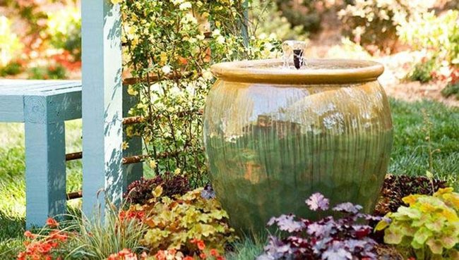 Cascading Green Ceramic Fountain