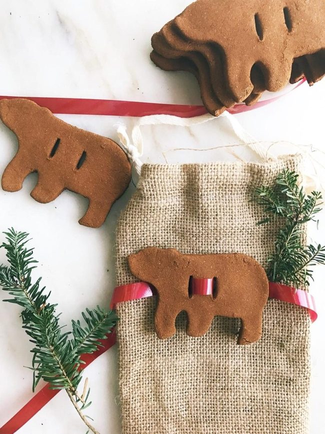 Bear Cookies, Red Ribbon, Marble