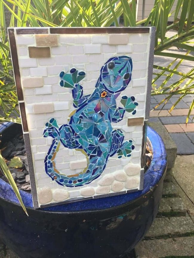 Mosaic Gecko Garden Statement