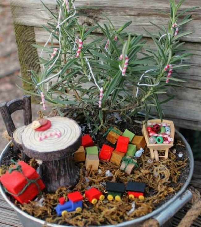 Miniature Winter Cottages Sparkle