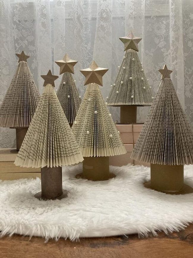 Paper Christmas Trees With Stars