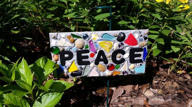 Mosaic Marble Garden Art