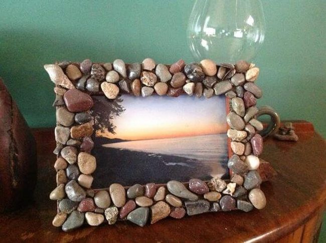 Pebble Frame Natural Border