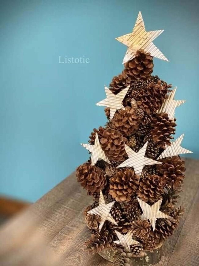 Pinecone Tree Tabletop Décor