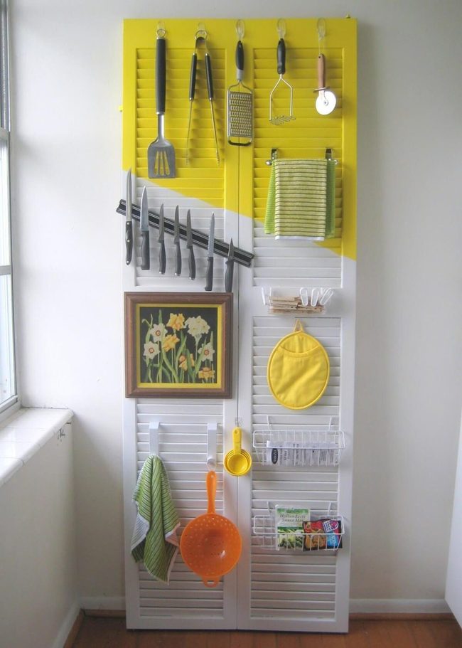 Sunny Stripes Smart Storage