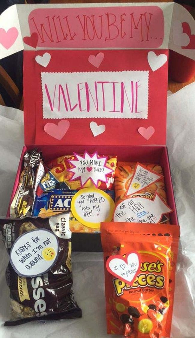 Personalized Snack Box Delight