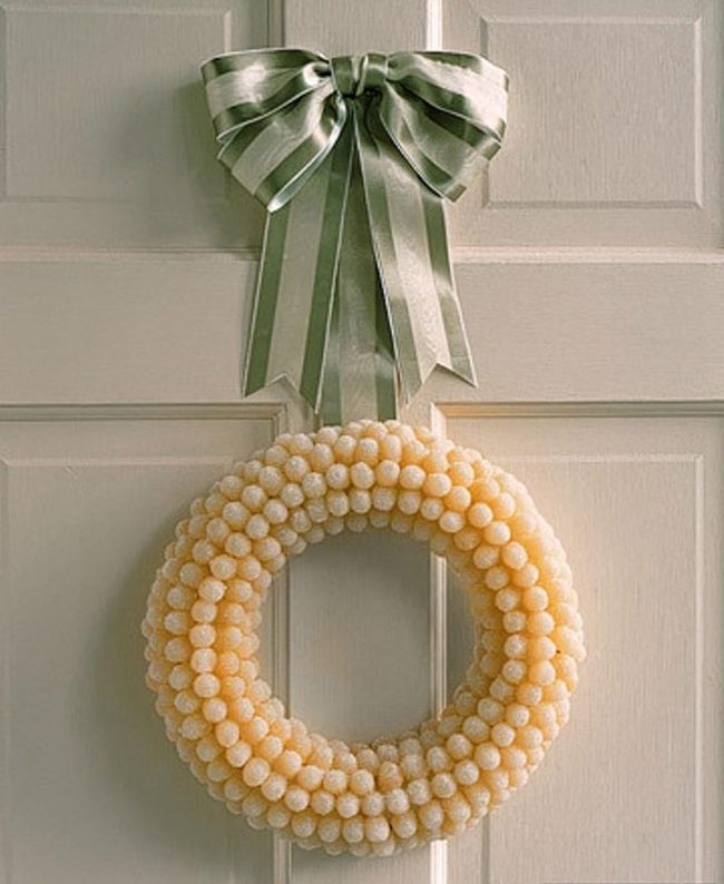 Cream Ball Wreath Green Ribbon