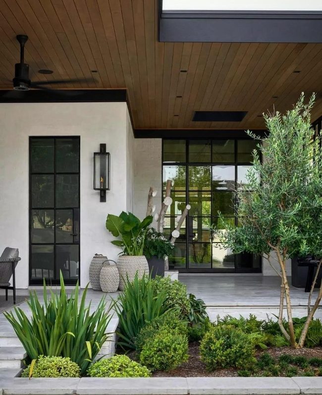 Modern Wood Ceiling Statement