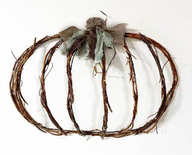 Grapevine Pumpkin Autumn Wreath