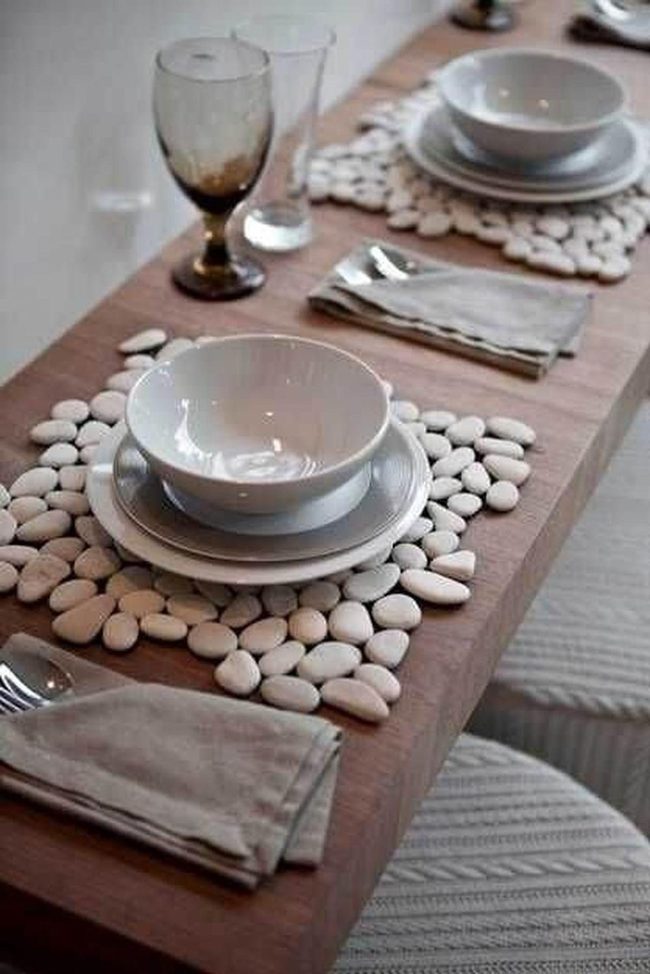 Stone Pebble Dining Elegance