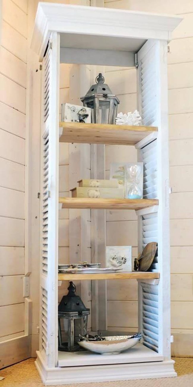 White And Natural Wood Shelving Display