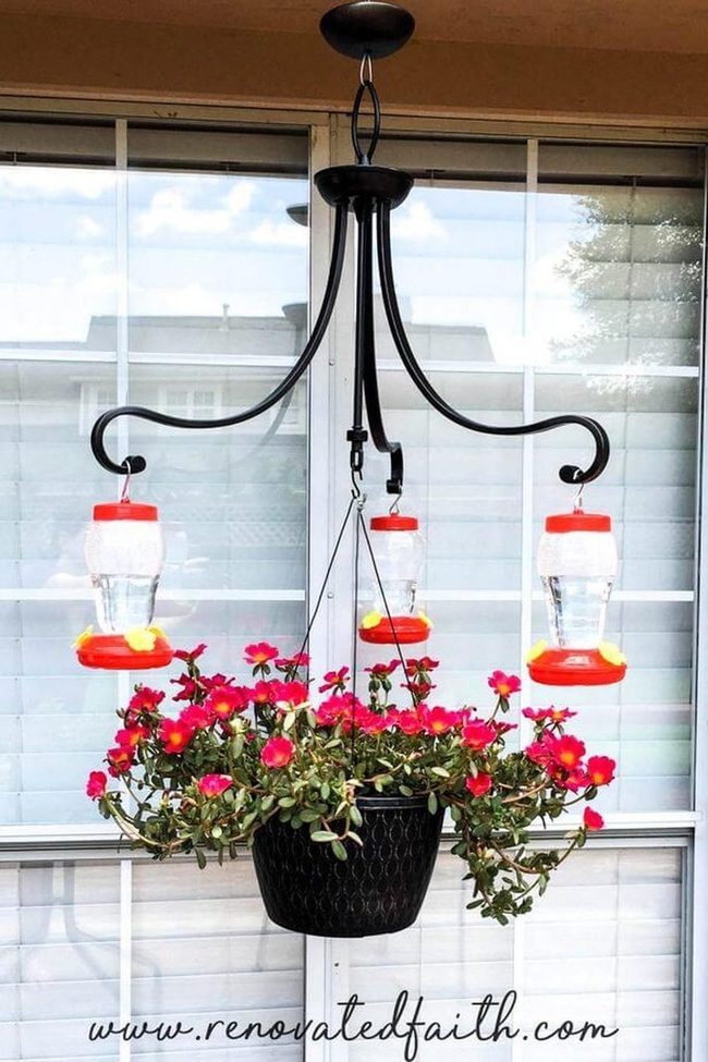 Ornate Metal Hummingbird Feeder