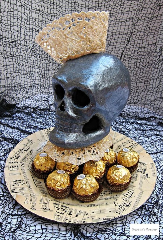 Golden Chocolates Dark Skull