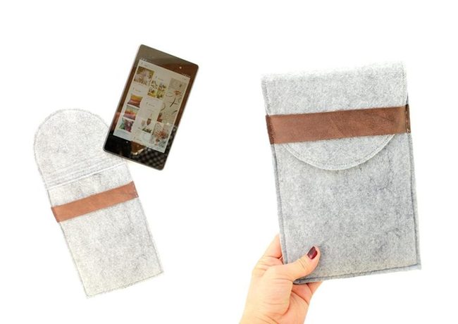 Gray Felt Tablet Sleeve