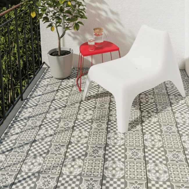 Puzzle-Click Outdoor Flooring