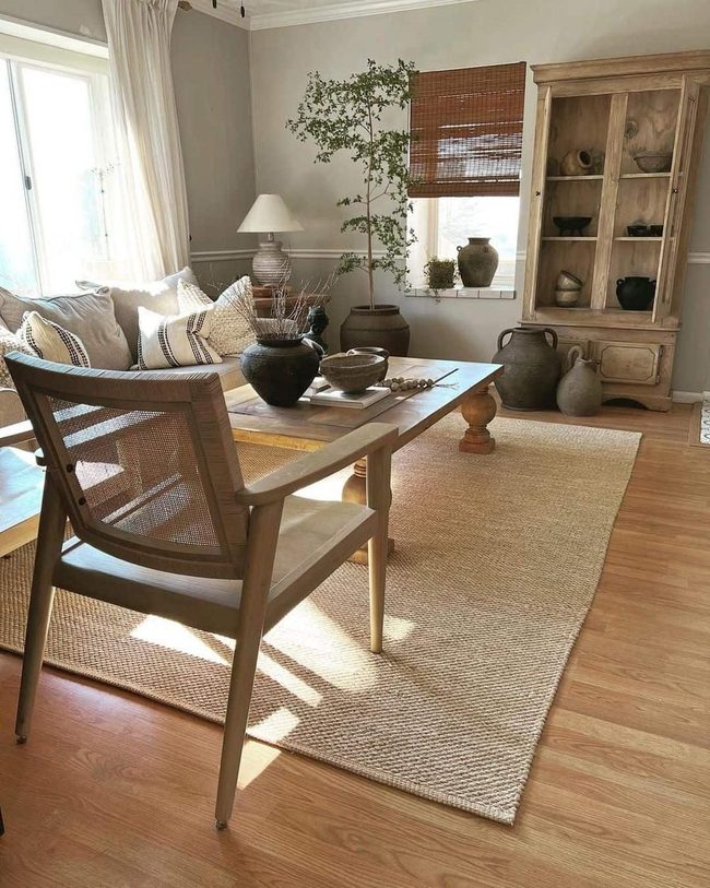 Tall Green Plants, Warm Wood Tones