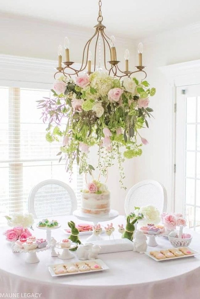 Hanging Floral Statement Piece