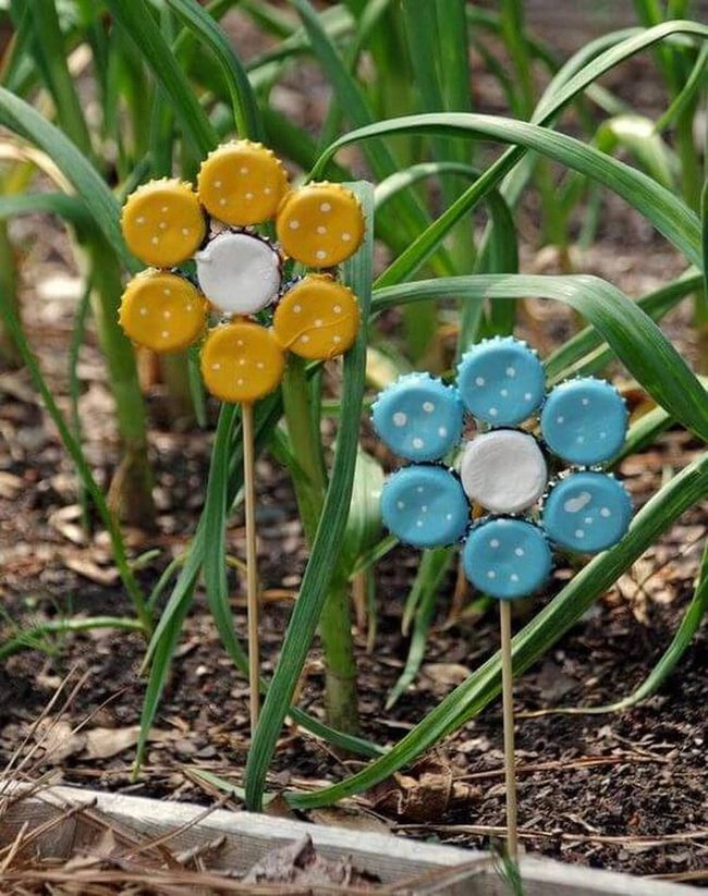 Bottle Cap Flower Garden