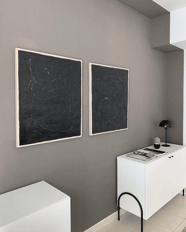 Black Arch Legs White Console