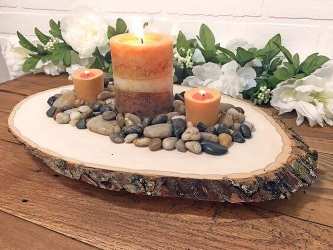 Wooden Slice Centerpiece With Pebbles
