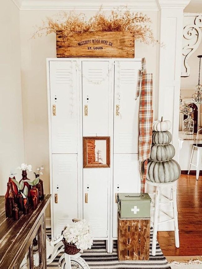 White Lockers Weathered Vintage Space