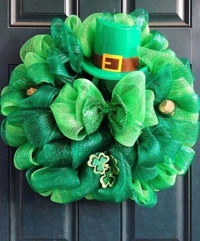 Green Mesh Leprechaun Wreath