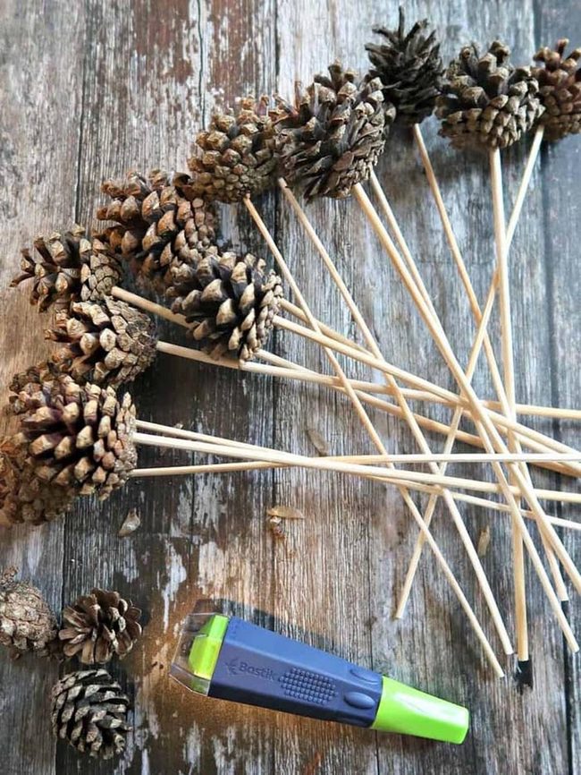 Glittered Pinecone Picks