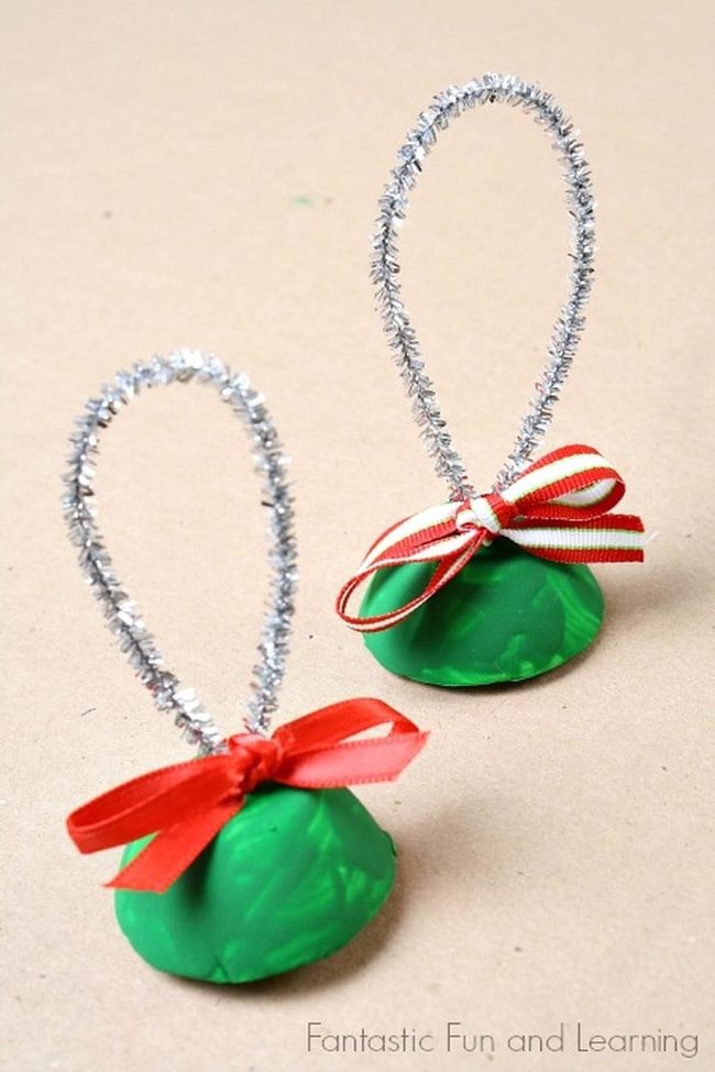 Green Base Red Bow Ornaments