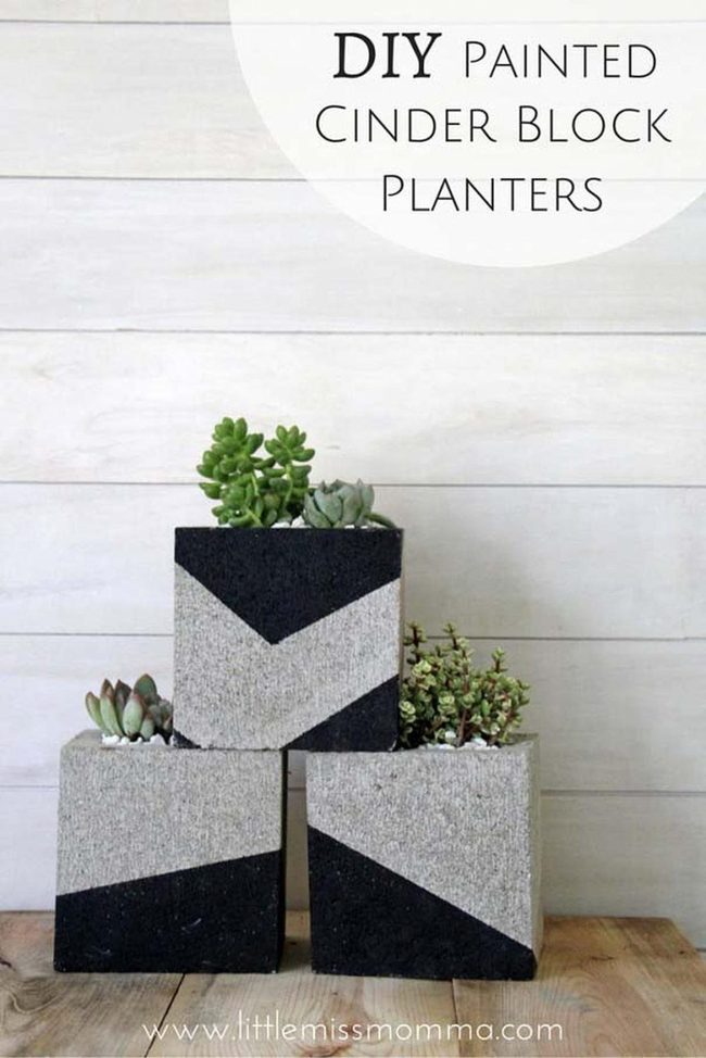 Asymmetrical Black-Gray Concrete Blocks