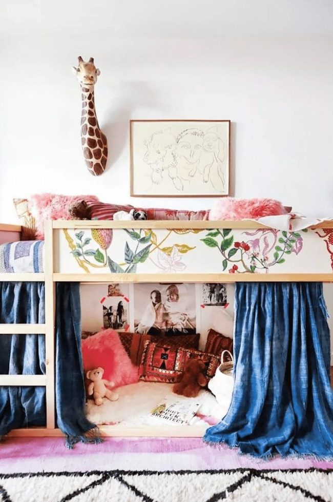 Hand-Painted Florals Meet Natural Wood