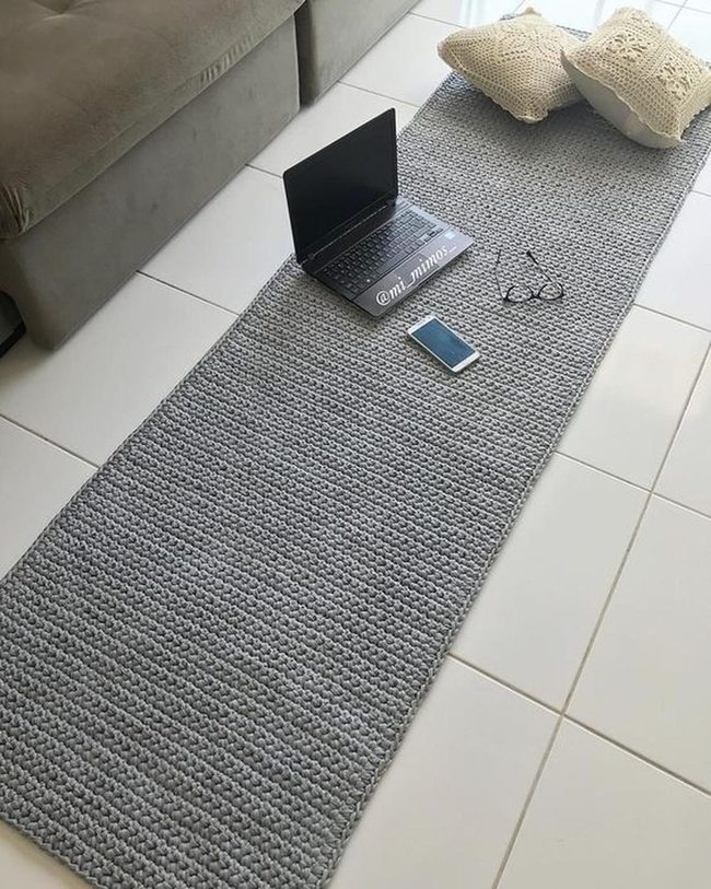 Gray Knit Rug Workspace