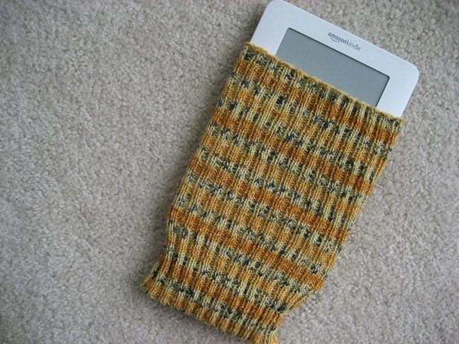 Striped Knit Device Warmth