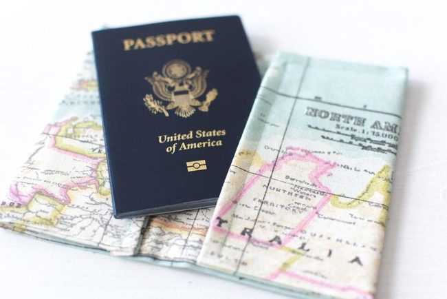 Deep Blue Passport, Gold Emblem