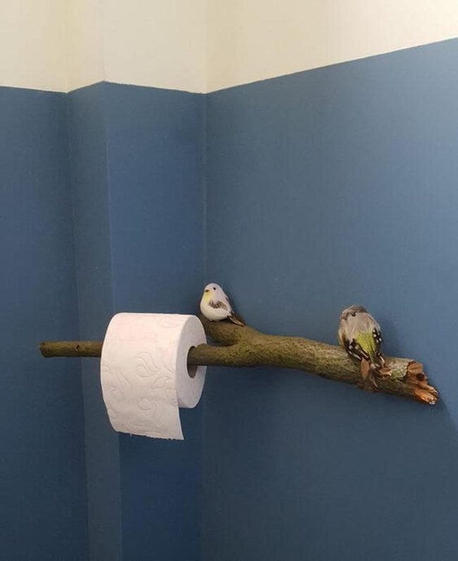Natural Branch Toilet Paper Stand