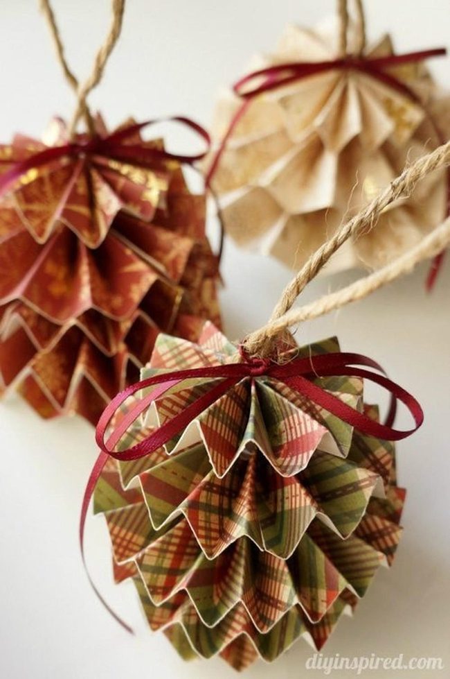 Plaid Paper Autumn Ornaments