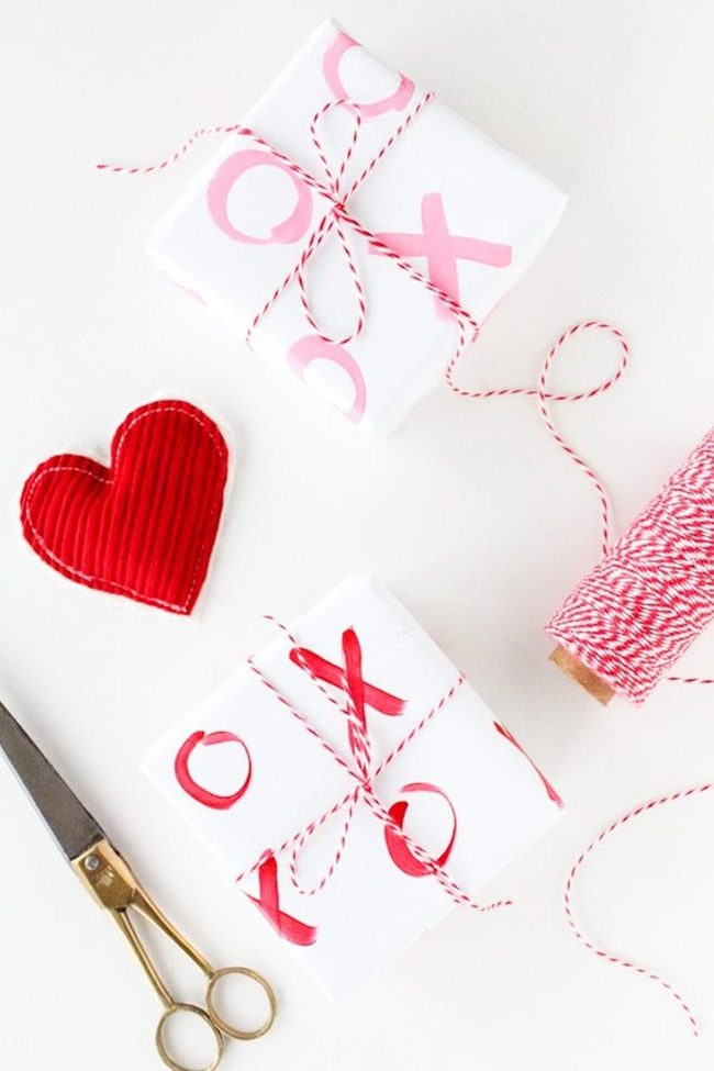 Red And Pink Wrapped Romance