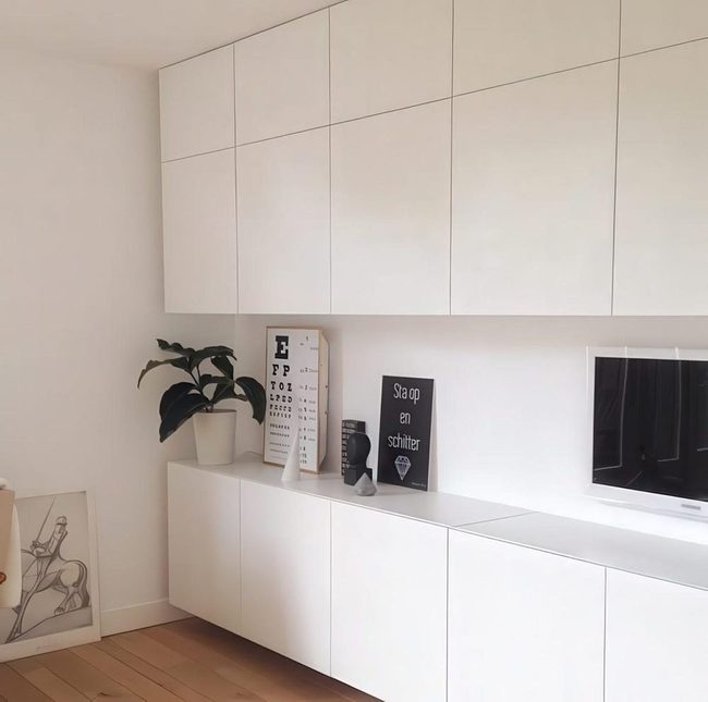 White Minimalism Meets Natural Warmth