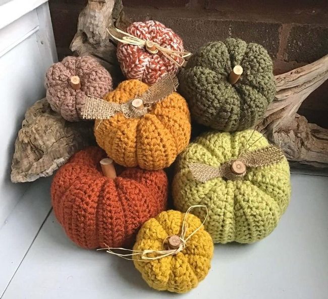 Crocheted Fall Pumpkins In Gold