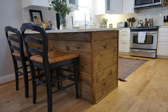 Dark Woven Chairs, Wooden Warmth