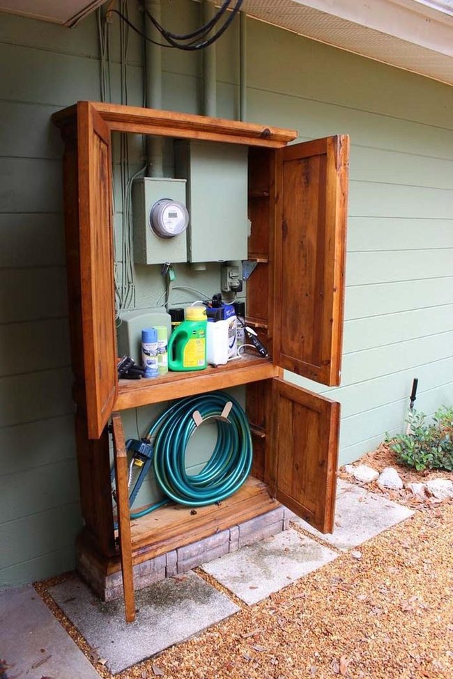 Sleek Cabinet Hides Electrical Chaos