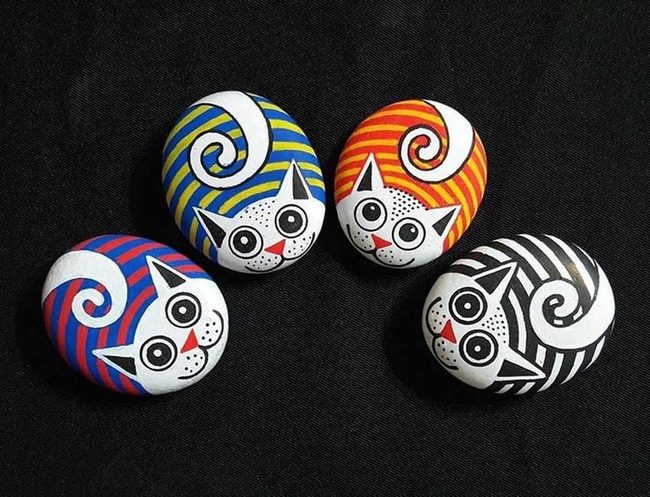 Striped Cat Stones