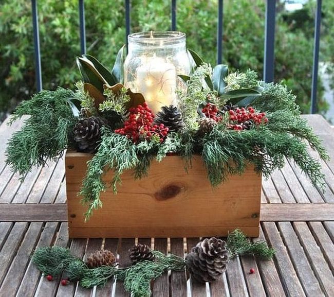 Red And Gold Centerpiece Sparkle