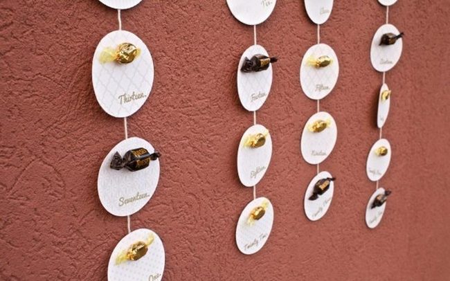 Gold Birds, White Discs, Brown Wall